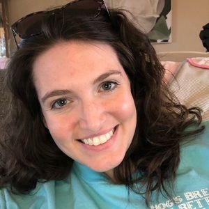 Meet your Posher, Carla